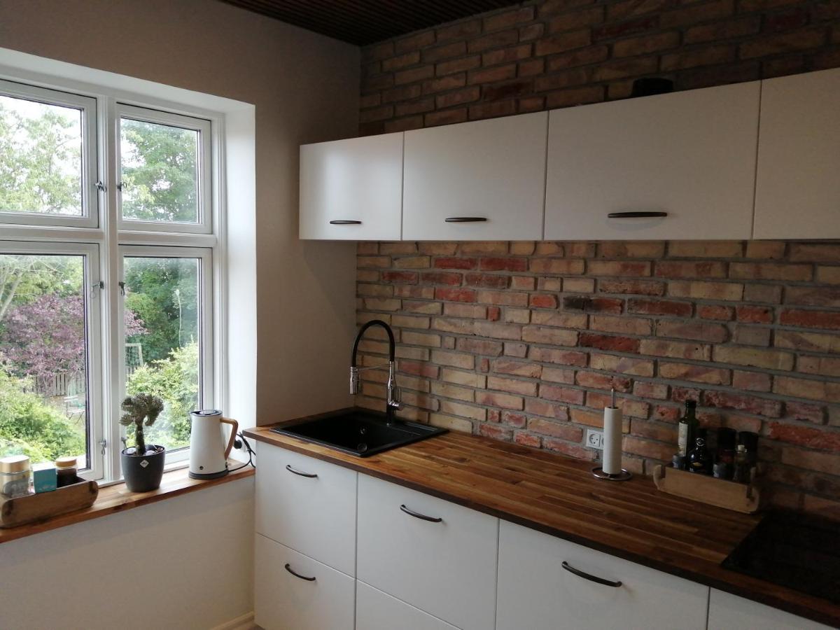 Cozy Villa-Apartment - Close To Aalborg Center - Free Citybikes And Parking Екстер'єр фото